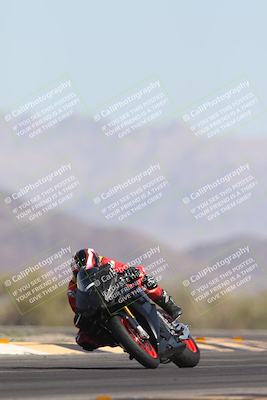 media/Oct-26-2025-Race Pace (Sun) [[c1447ca738]]/Non Verified (1st 20 Minutes of every Hour)/4-Turn 14 (1110am)/